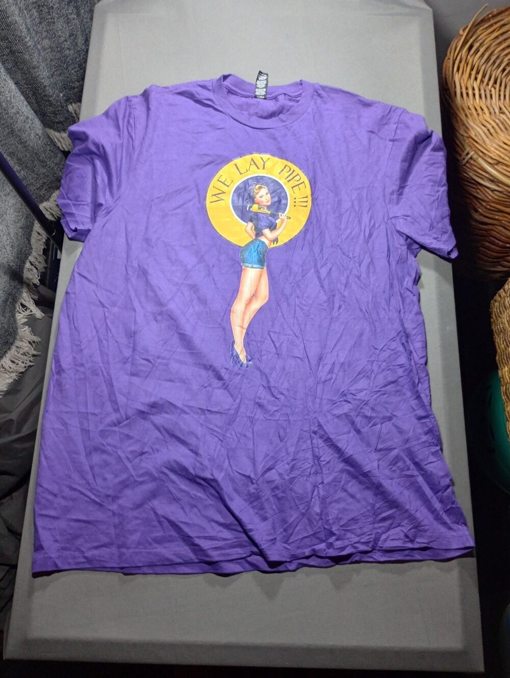 Royal Flush Plumbing T Shirt Men's Size XL